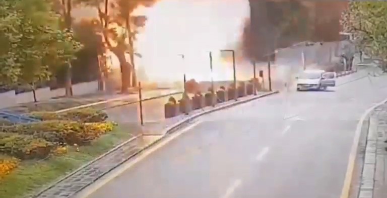 Fransa’dan Ankara’daki terör saldırısı girişimine Türkçe kınama