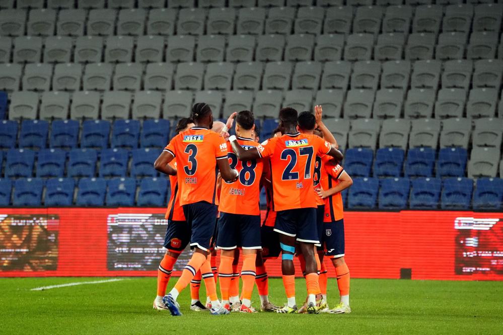 Başakşehir, Gaziantep FK'yi evinde geçti