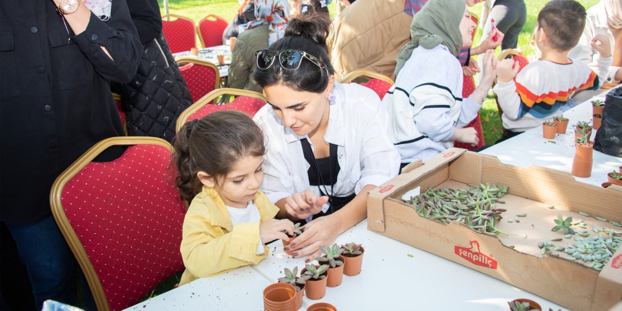 Selçuk, SOBE Vakfı ile ‘Bitki Dikim Etkinliği’ düzenledi