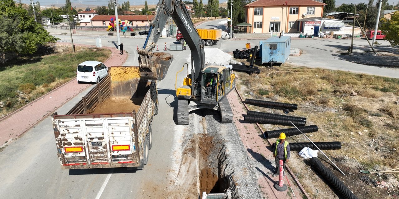 Aşağıpınarbaşı ve Yukarıpınarbaşı Mahalleleri Kanalizasyona Kavuşuyor