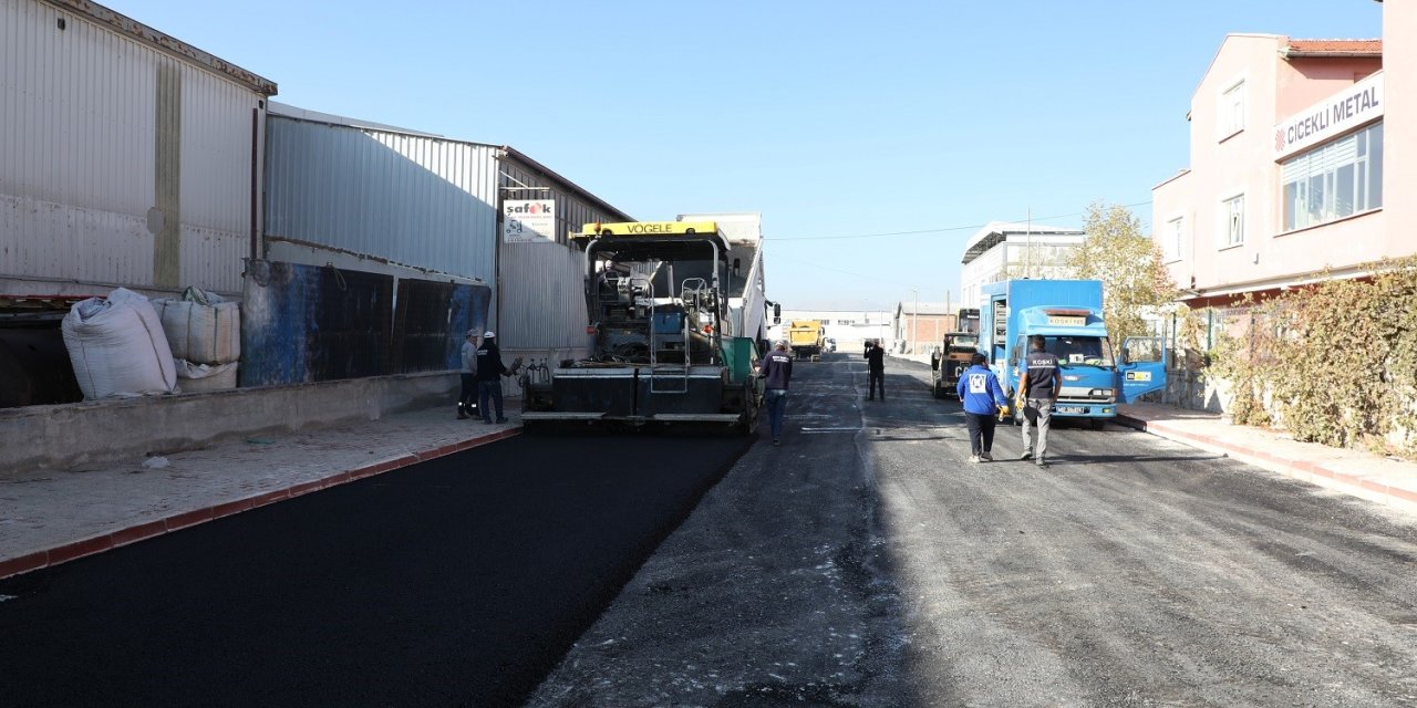 Karatay’ın Sıcak Asfalt Seferberliği Sanayilerde de Sürüyor