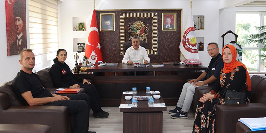 Sel felaketinde görev alan AFAD gönüllülerine teşekkür belgesi