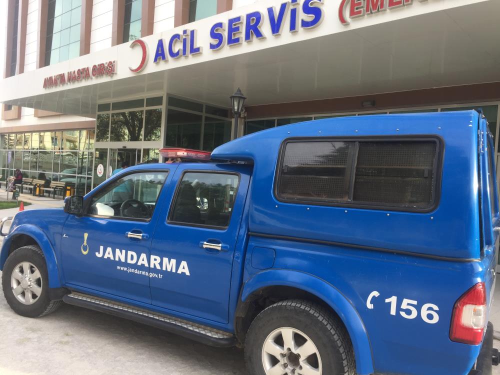 Dolandırıcılıktan aranan şahıs jandarmanın uygulamasında yakalandı