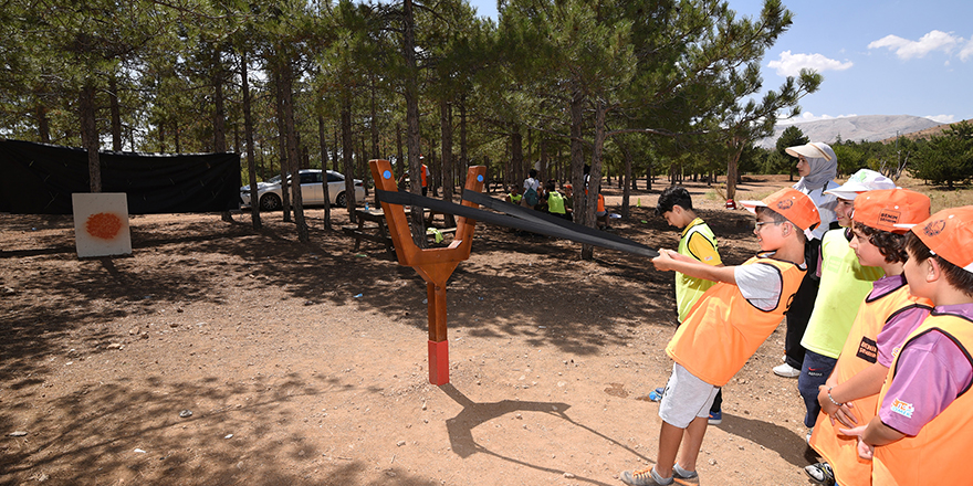 53 Bin Öğrenci Yaz Tatilini Genç KOMEK’te Geçirdi