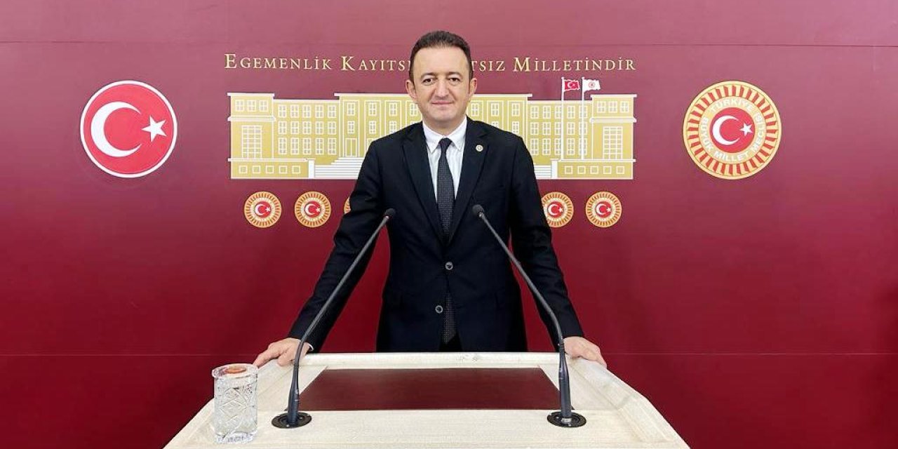 Bektaş'tan Öğretmenlere Bir Maaş İkramiye Teklifi