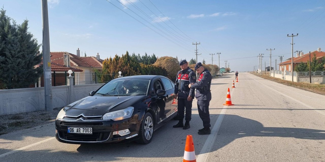 Kulu’da jandarma ekiplerinden asayiş uygulaması