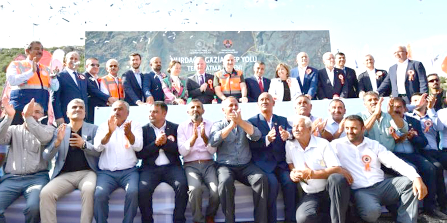 Bakan Karaismailoğlu, Nurdağı-Gaziantep kara yolunun temel atma törenine katıldı: