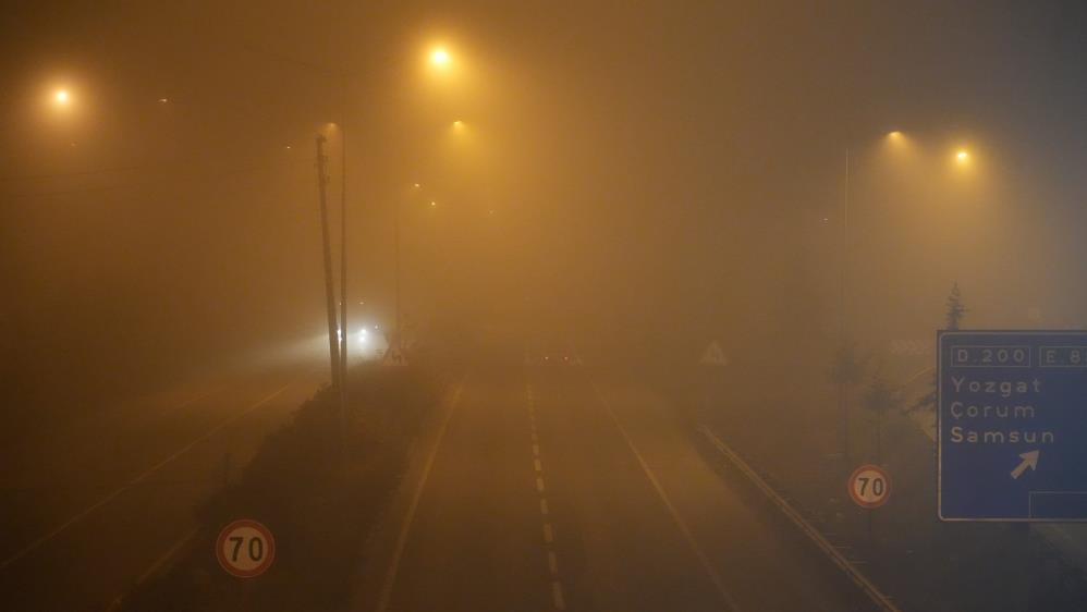 43 ilin geçiş noktasında sis etkili