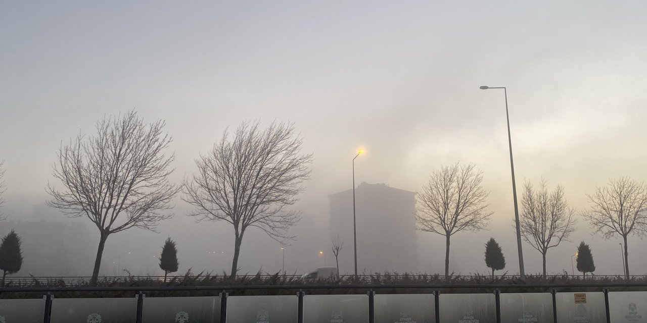 Konya’da sabah saatlerinde sis etkili oldu