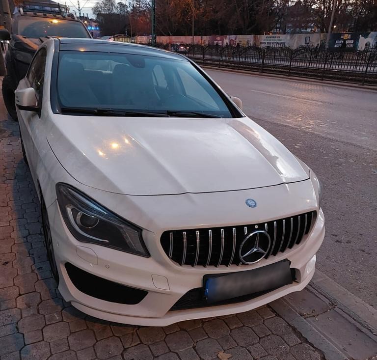 Trafikte makas atan sürücü uyuşturucu etkisinde çıktı