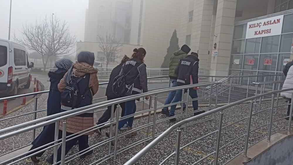 Konya'da Bylock operasyonu! 3 gözaltı