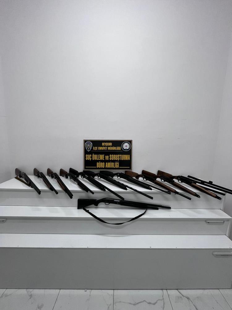 Konya’da kaçakçılık operasyonu: 12 gözaltı