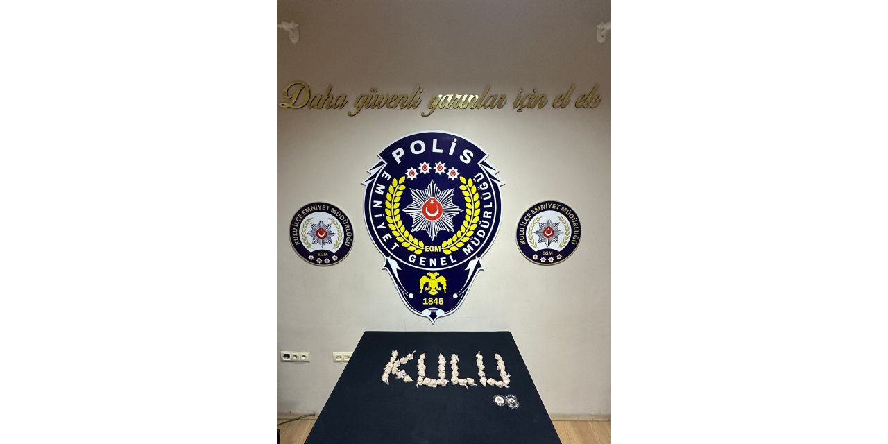 Paketlediği eroini yol kenarına saklamış