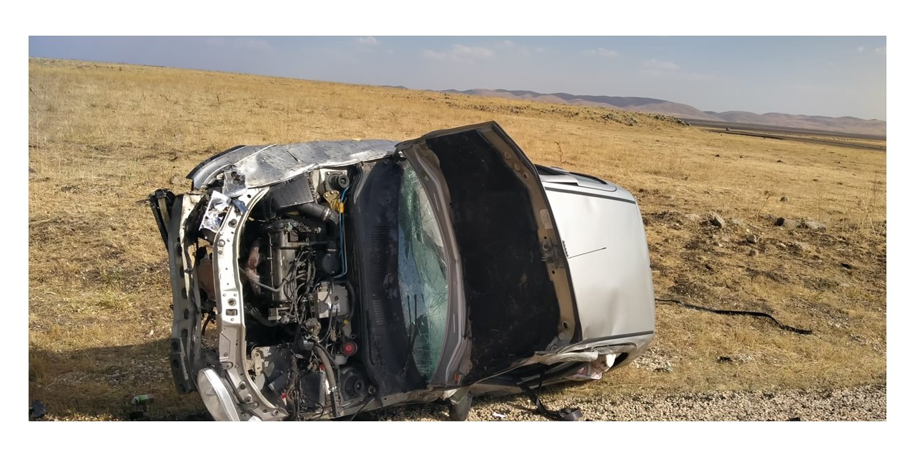 Tayini çıkan genç öğretmen yeni görev yerine giderken trafik kazasında öldü