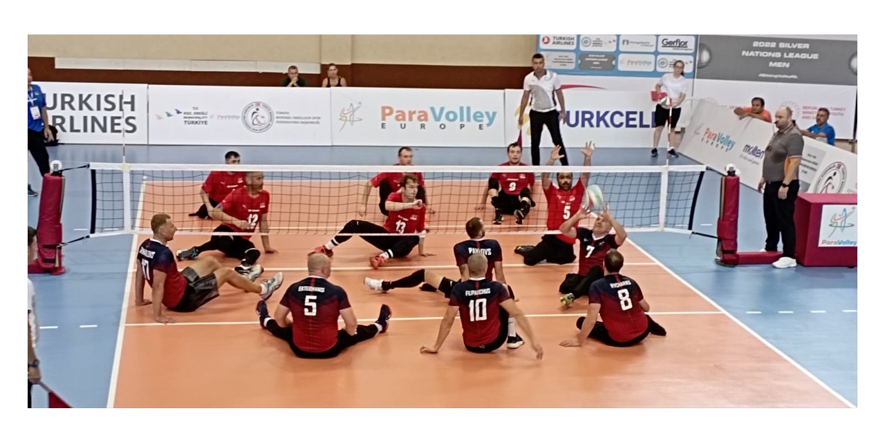 Oturarak Voleybol Gümüş Ligi'nde Türkiye, Letonya'yı 3-0 yendi