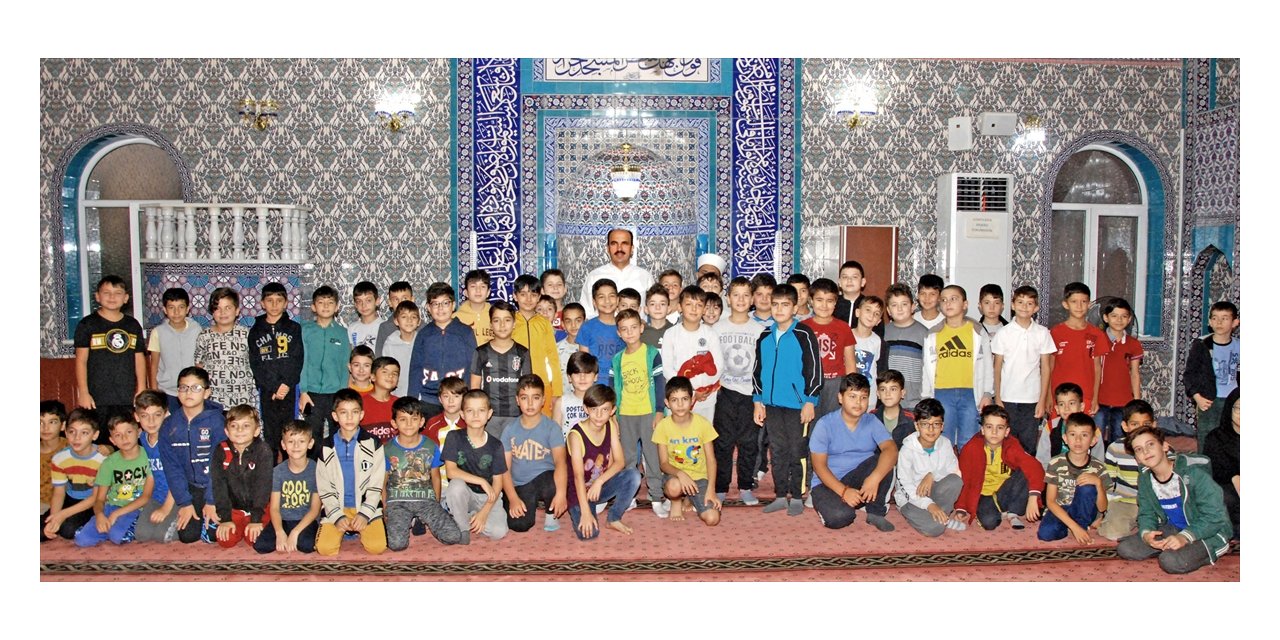 Güle Oynaya Camiye Gel Projesi'nde bisikletler dağıtılıyor