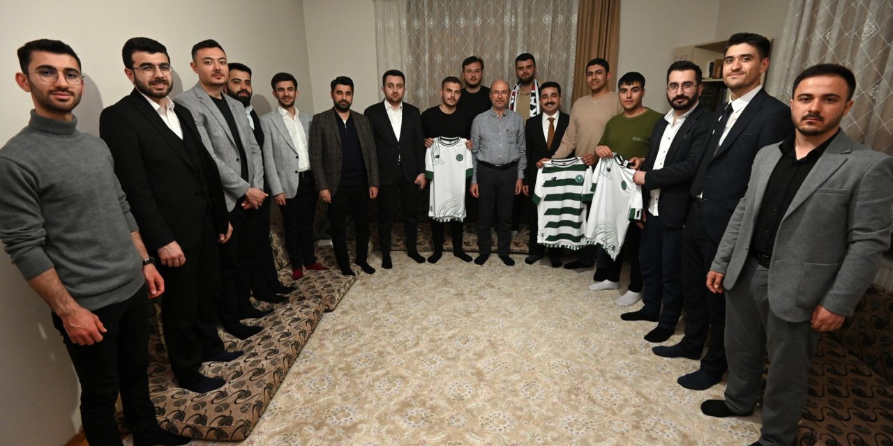 Başkan Pekyatırmacı Ramazan Coşkusunu Hemşehrileriyle Birlikte Yaşıyor