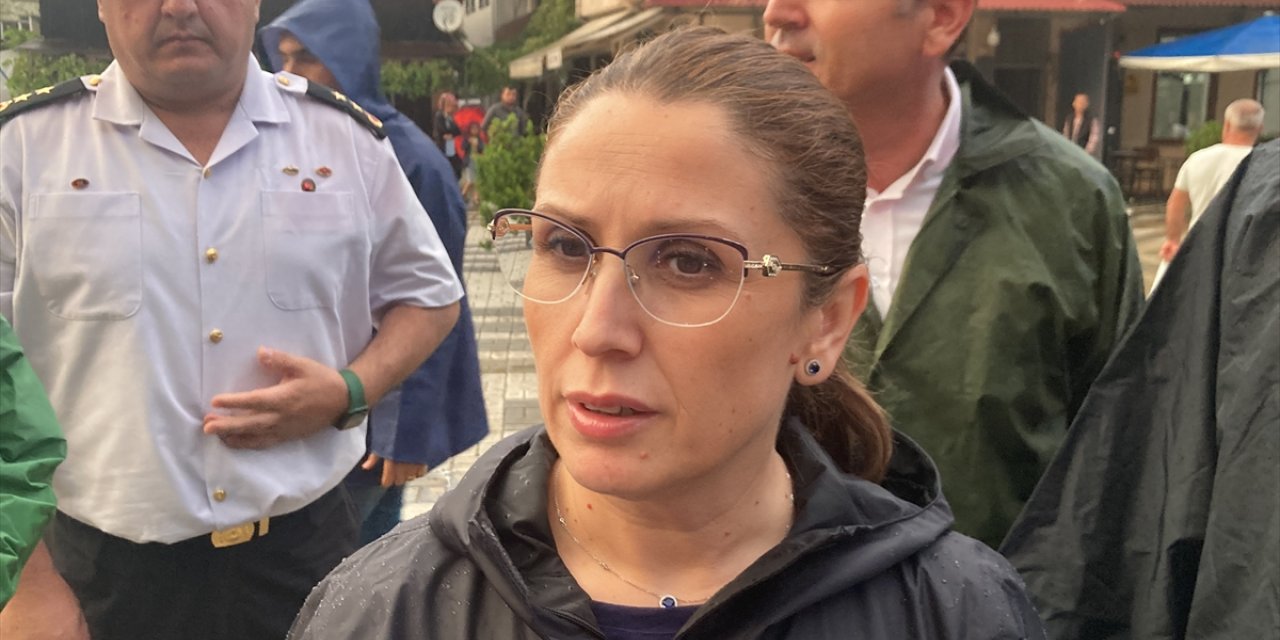 Bartın Valisi Arslan, sağanaktan etkilenen bölgelerde incelemede bulundu