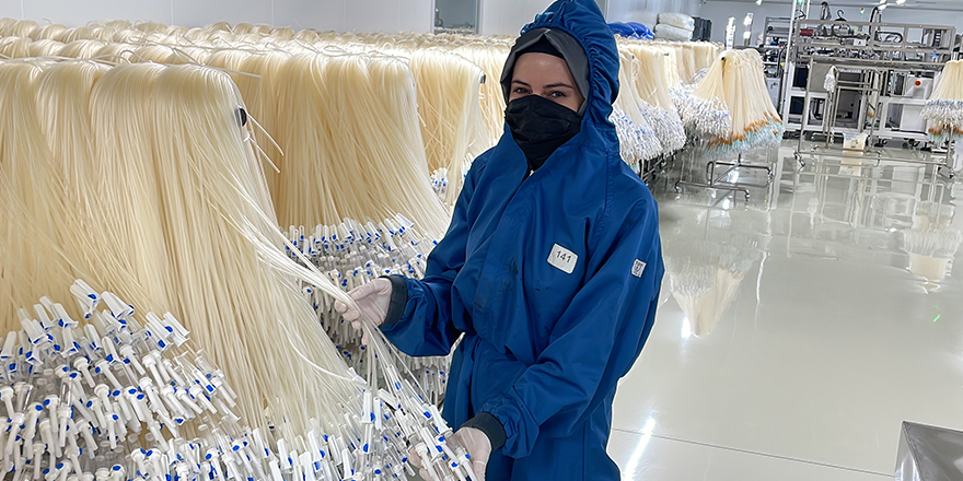 Kurulan serum seti fabrikası dışa bağımlılığı azaltacak