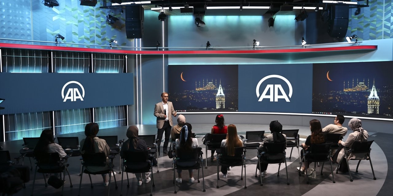 AA'da gençlere yönelik Haber Fotoğrafçılığı Eğitimi başladı