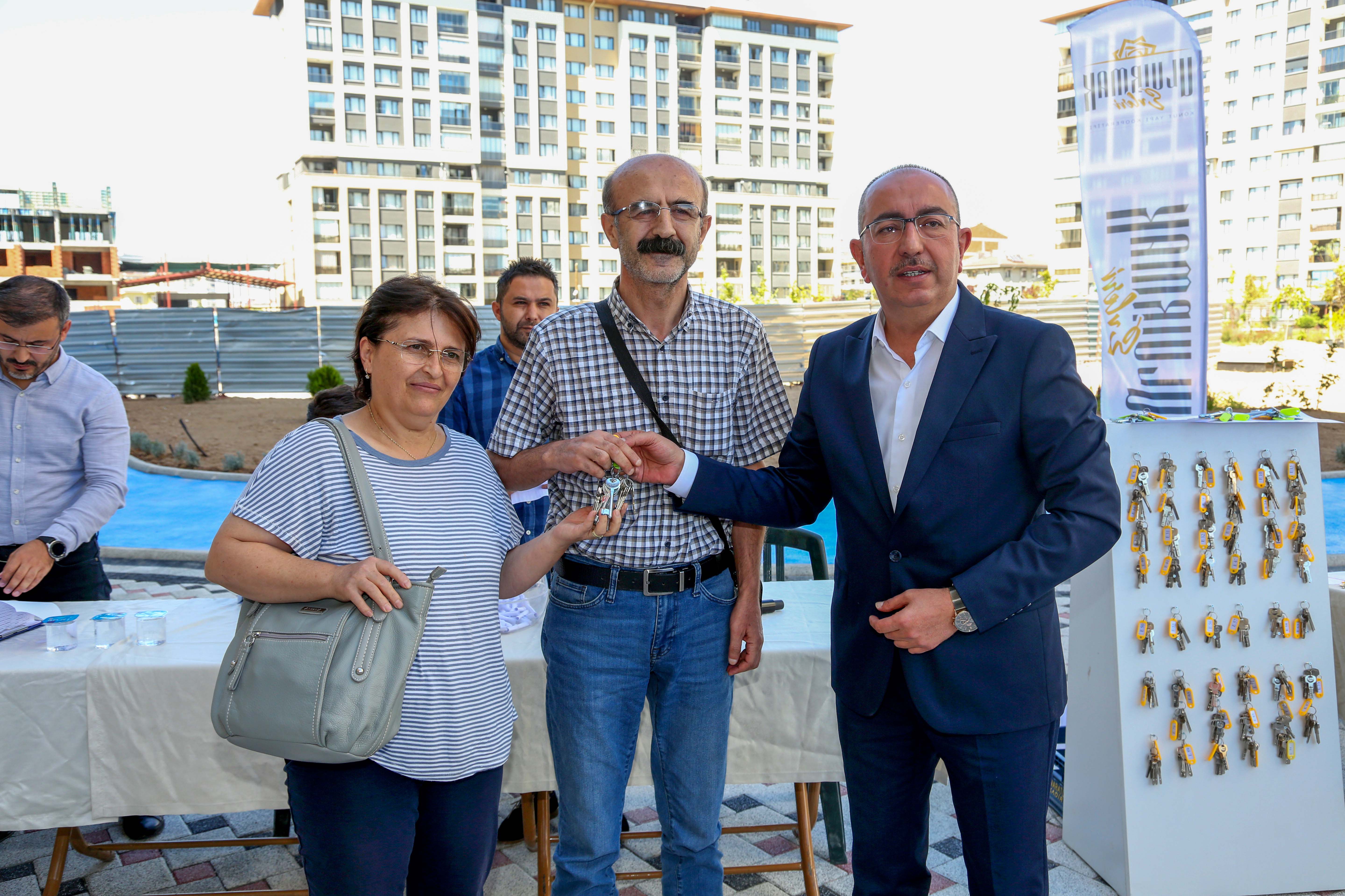 Uluırmak Evleri’nde 190 Hak Sahibi Daha Dairelerine Kavuştu