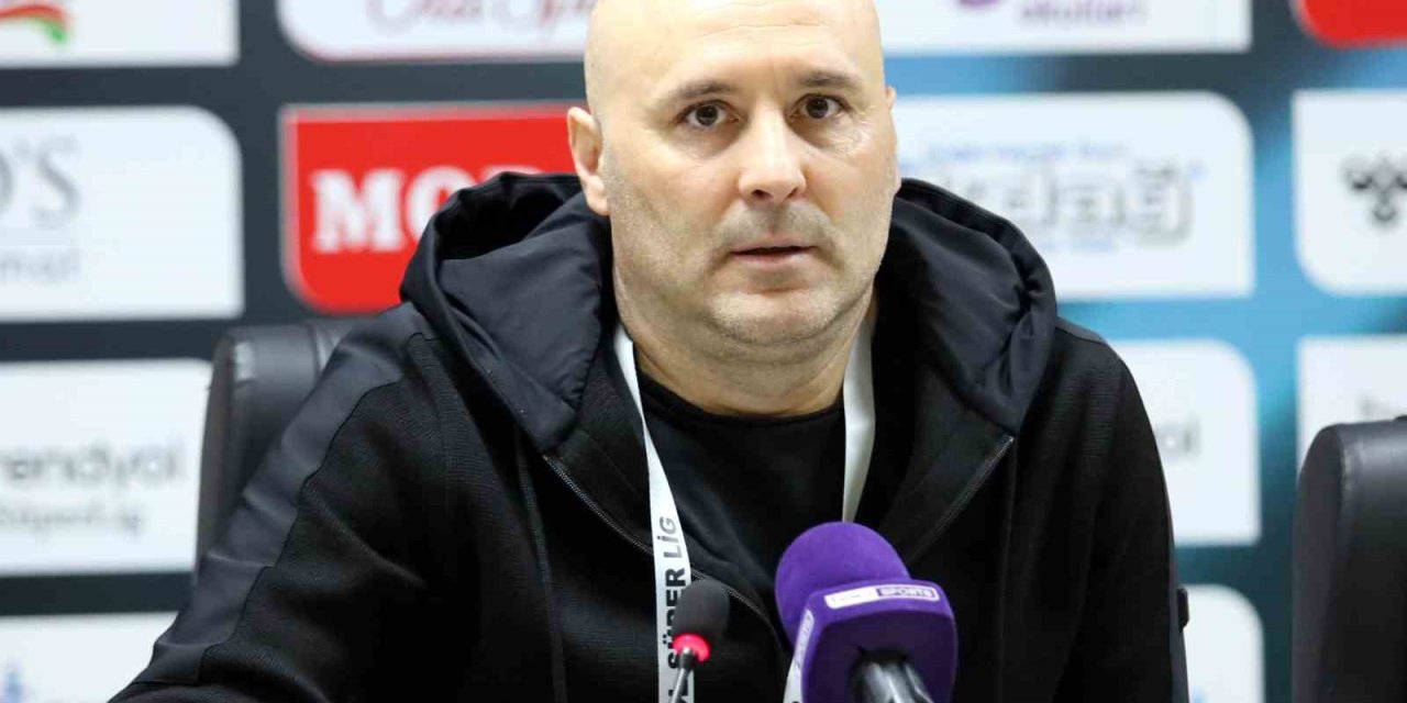 Kasımpaşa hocasından Konyaspor'a sitem! "Konyaspor’un yattığı kadar biz sezon boyu yatmamışızdır"