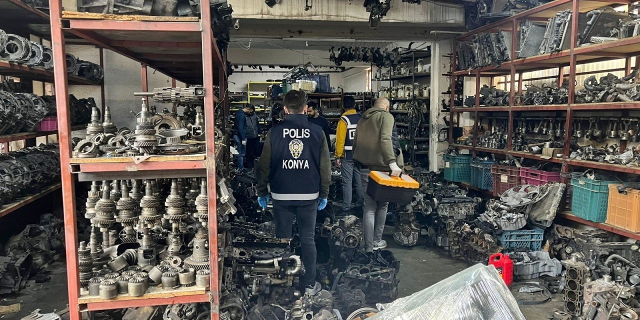 Oto hırsızlarına 13 milyon liralık operasyon! 5 kişi gözaltında