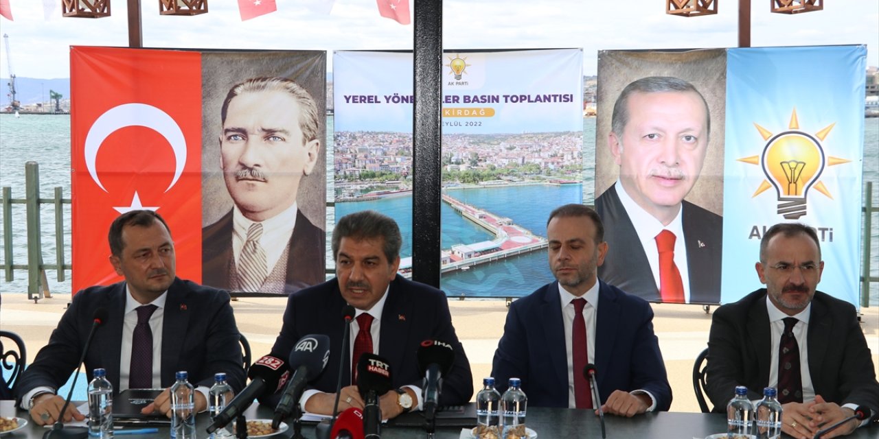 CHP'li 11 büyükşehir belediyesinin AK Parti grup başkanvekillerinden ortak açıklama: