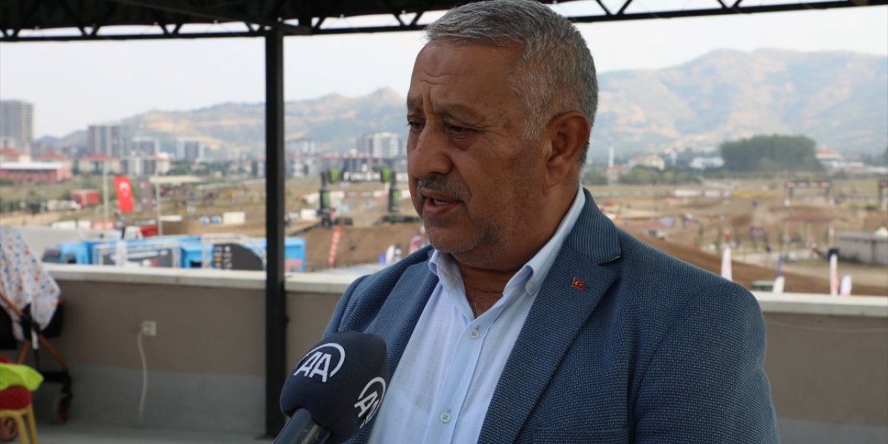 Dünya Motokros Şampiyonası'nı 250 binin üzerinde seyirci izledi