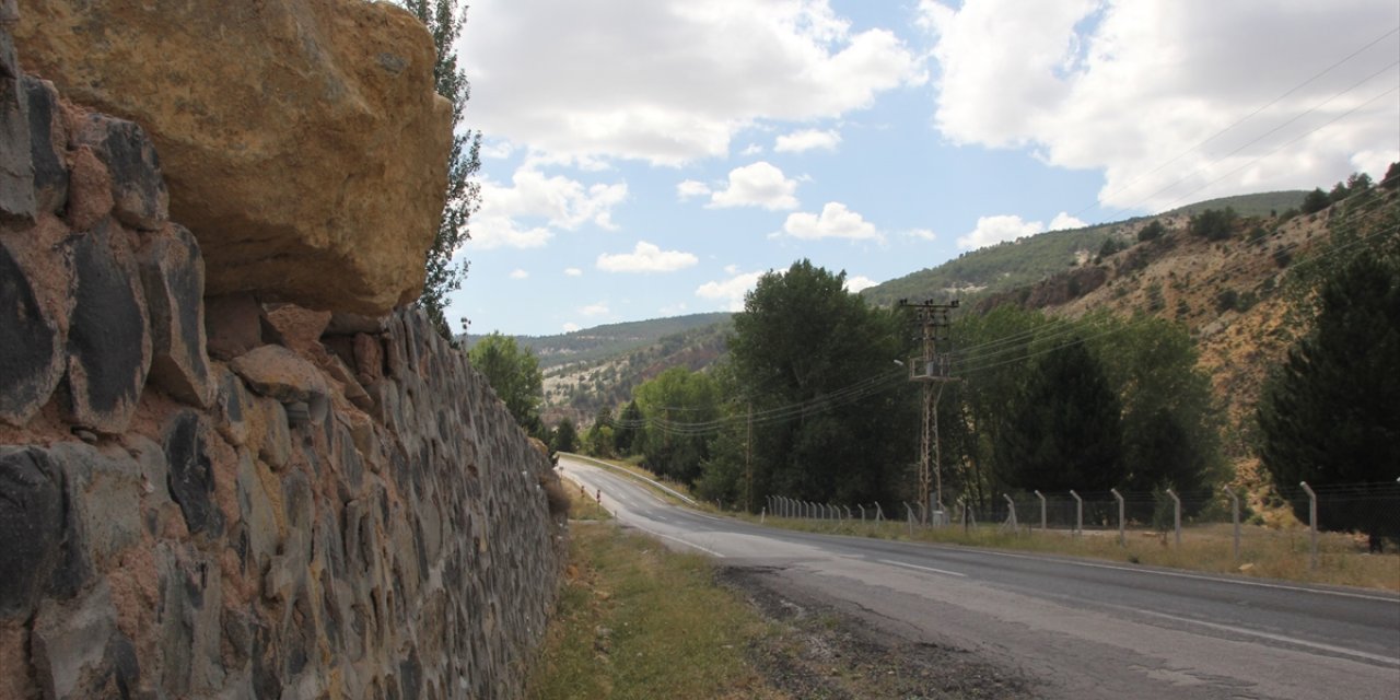 Beypazarı Şoförler ve Otomobilciler Odası Başkanı Ercan'dan kaya düşme riskine karşı uyarı