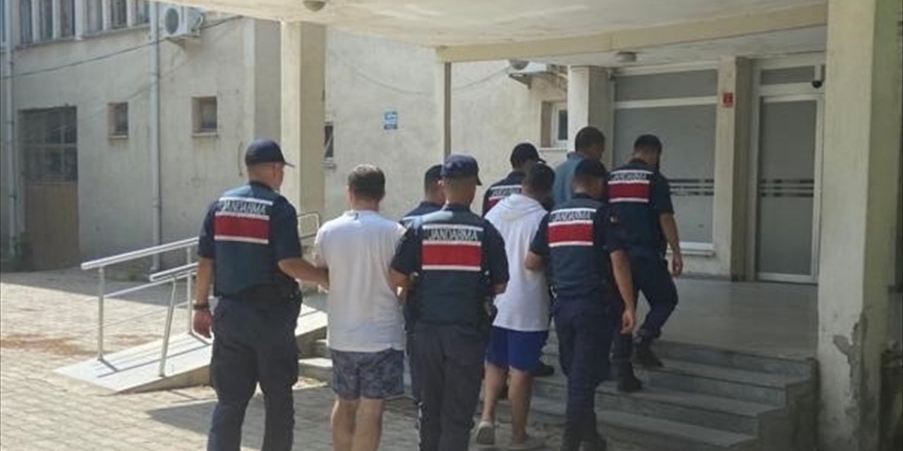 Çanakkale'de Yunanistan'a kaçma hazırlığındaki 2 FETÖ zanlısı yakalandı