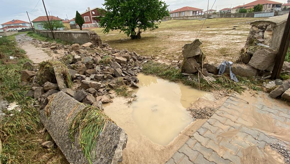 Konya’da selin vurduğu mahallede yaralar sarılacak