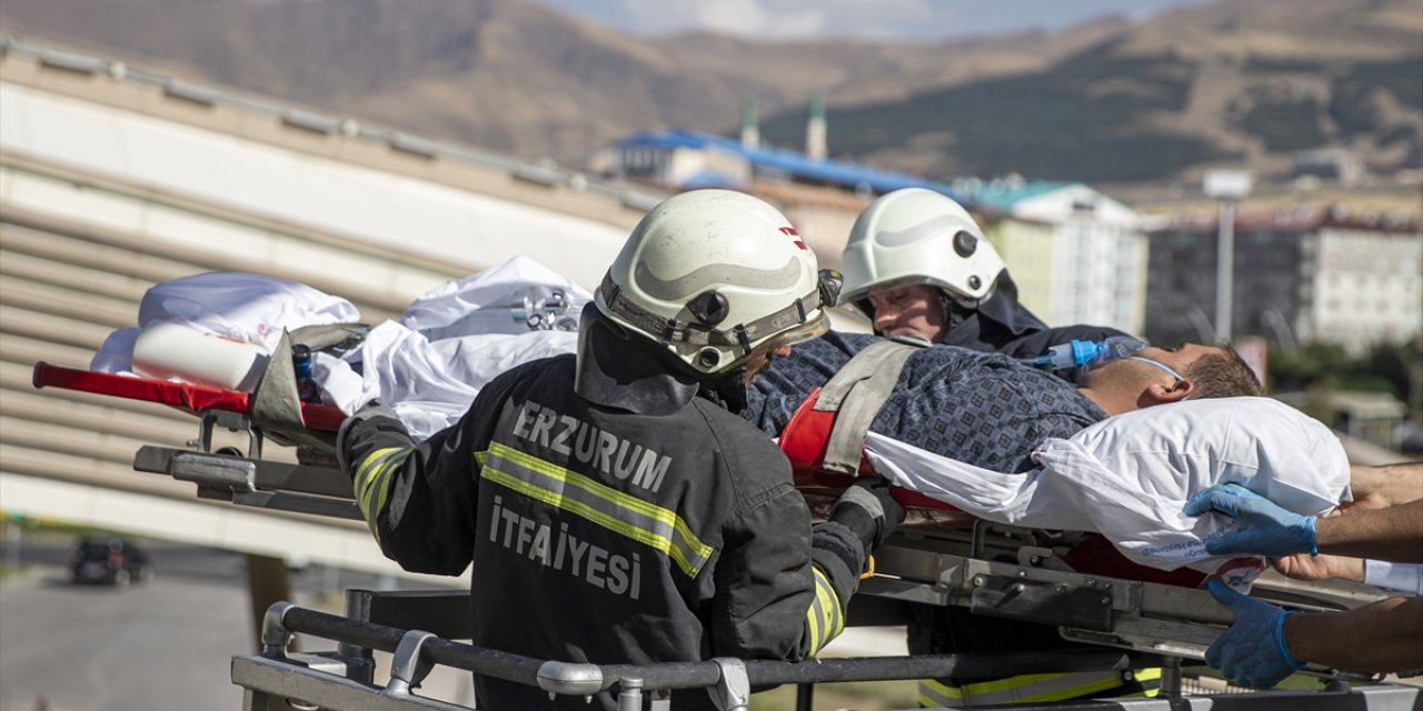 Erzurum Şehir Hastanesinde yangın tatbikatı yapıldı