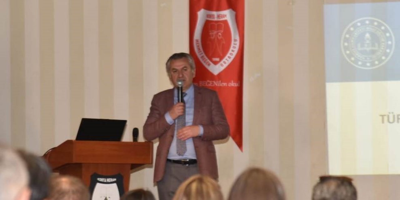 Konya genelinde Türkiye Yüzyılı Maarif Modeli bilgilendirme toplantısı yapıldı