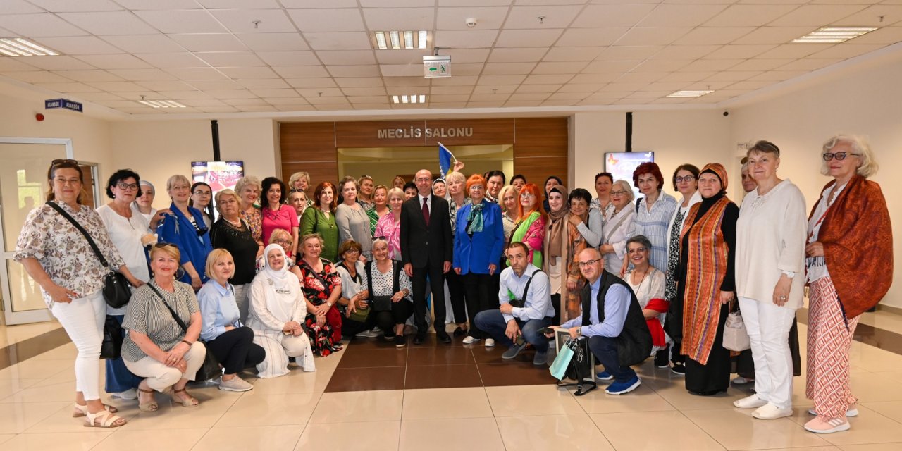 Selçuklu ile Bosna Hersek arasında gönül bağı daha da güçleniyor! Bosna Hersekli Kursiyerler Başkan Pekyatırmacı’yı ziyaret etti