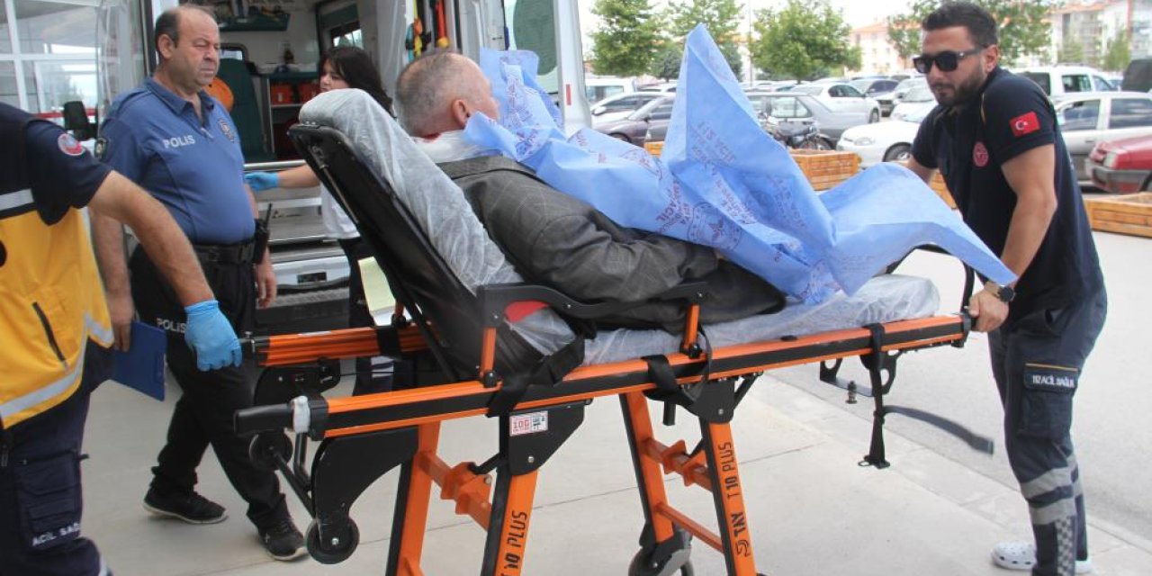 Sorun yine mal paylaşımı! Bu kez adres Beyşehir! Kahvehanede satırlı saldırıya uğrayan kişi yaralandı