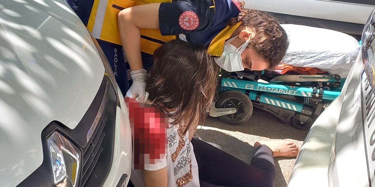 Manisa'da üniversite öğrencisi kız eski erkek arkadaşı tarafından silahla ağır yaralandı