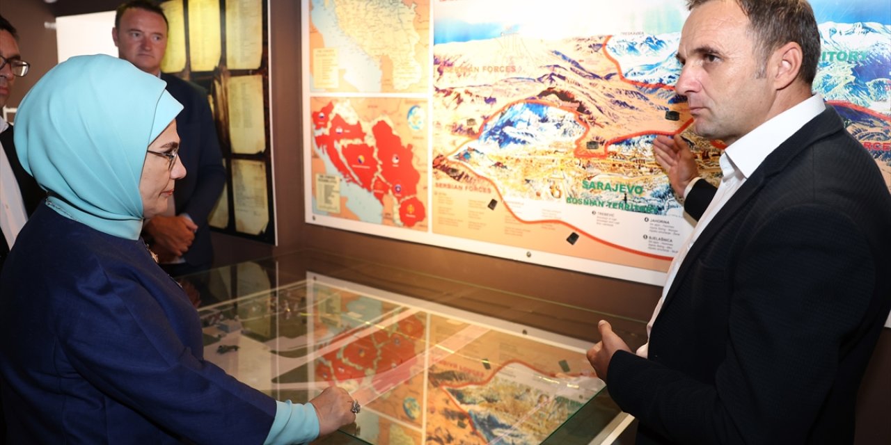 Emine Erdoğan, Bosna Savaşı'nın sembollerinden Umut Tüneli'ni ziyaret etti: