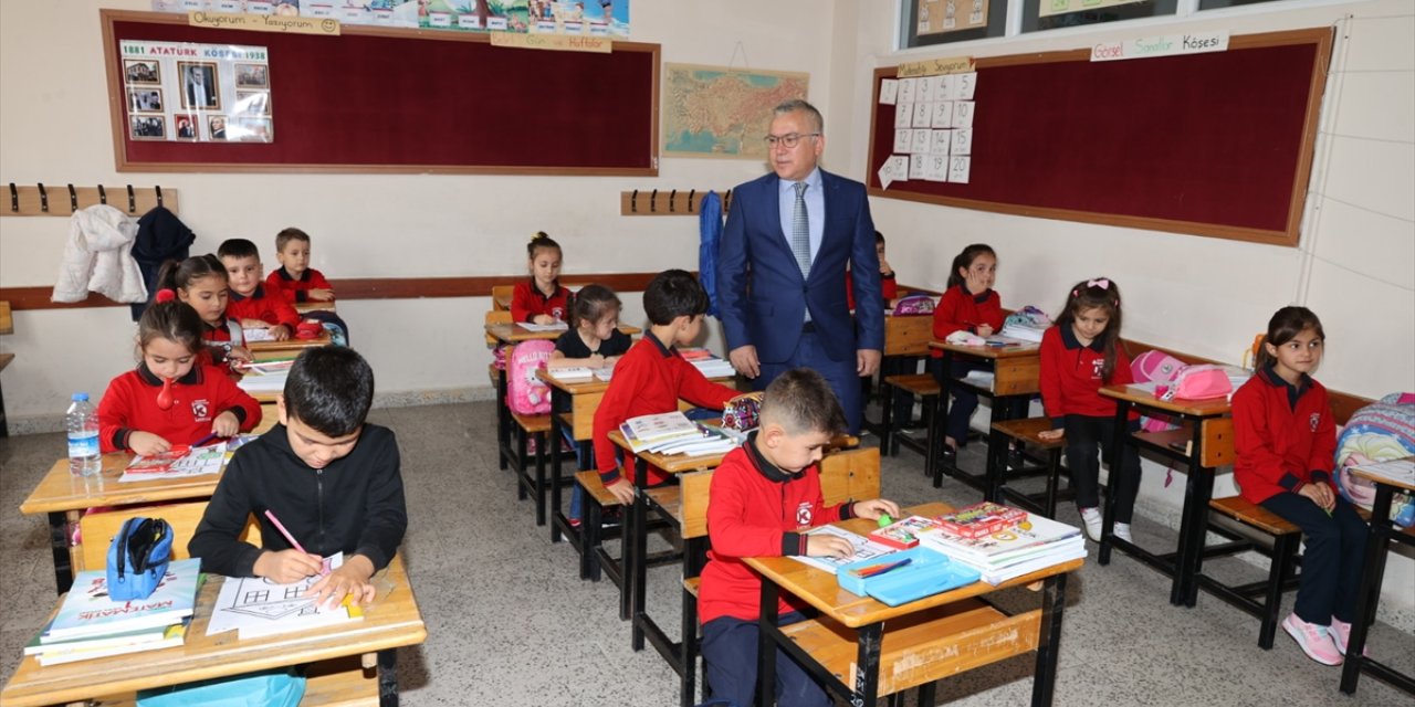 Sivas Valisi Şimşek, Suşehri ilçesinde ziyaretlerde bulundu