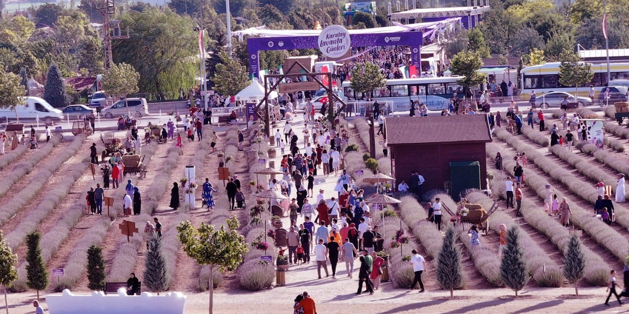 Lavanta Karatay'a çok yakıştı! Binlerin buluştuğu "Geleneksel Karatay Lavanta Günleri" sona erdi