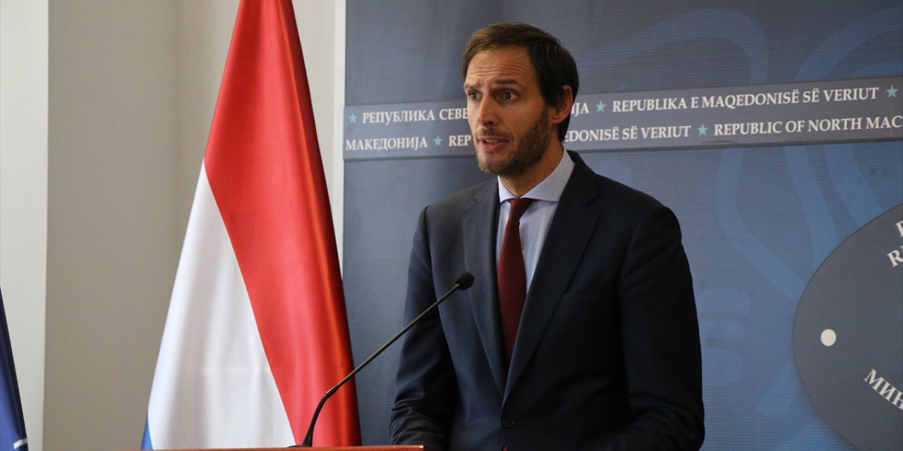 Hollanda Dışişleri Bakanı Hoekstra, Arnavutluk ve Kuzey Makedonya’yı ziyaret etti