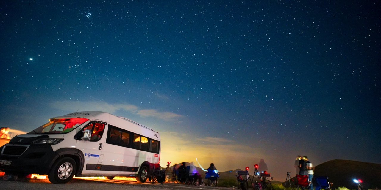 ASFOD'dan Meke Gölünde Perseid Meteor Yağmuru Etkinliği! Böyle fotoğrafladılar