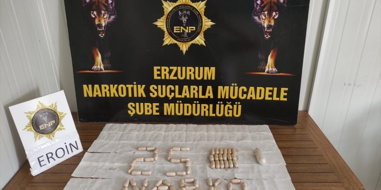 Erzurum'da "yuttukları" eroinle yakalanan 2 yabancı uyruklu tutuklandı