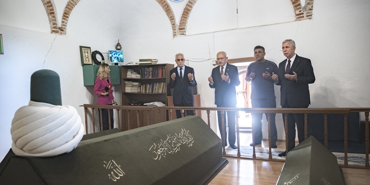 CHP Genel Başkanı Kılıçdaroğlu, Tapduk Emre Türbesi'ni ziyaret etti