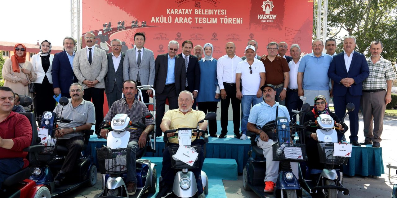 Karatay Belediyesi’nden Engelleri Aşan Destek! Akülü araçlar hediye edildi