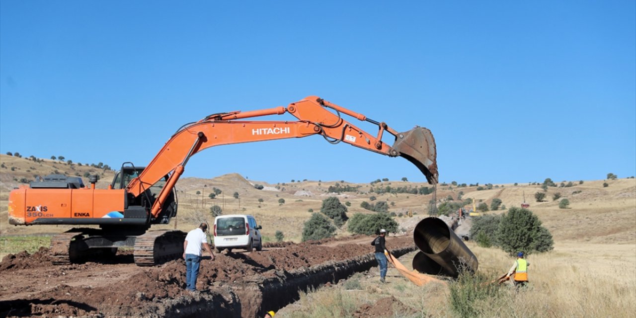 Sivas'ta iki barajı buluşturacak proje kuraklığa çare olacak
