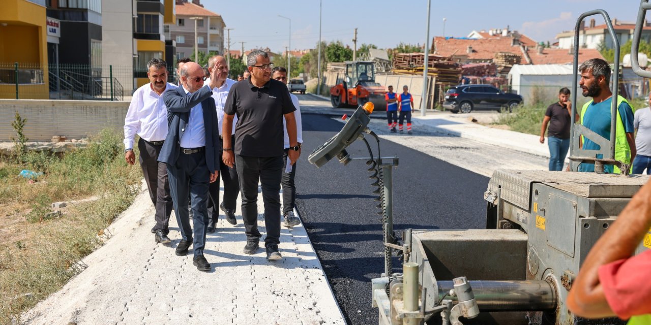 Selçuklu'da altyapı çalışmalarına yoğun mesai harcanıyor! Başkan Pekyatırmacı yerinde inceledi