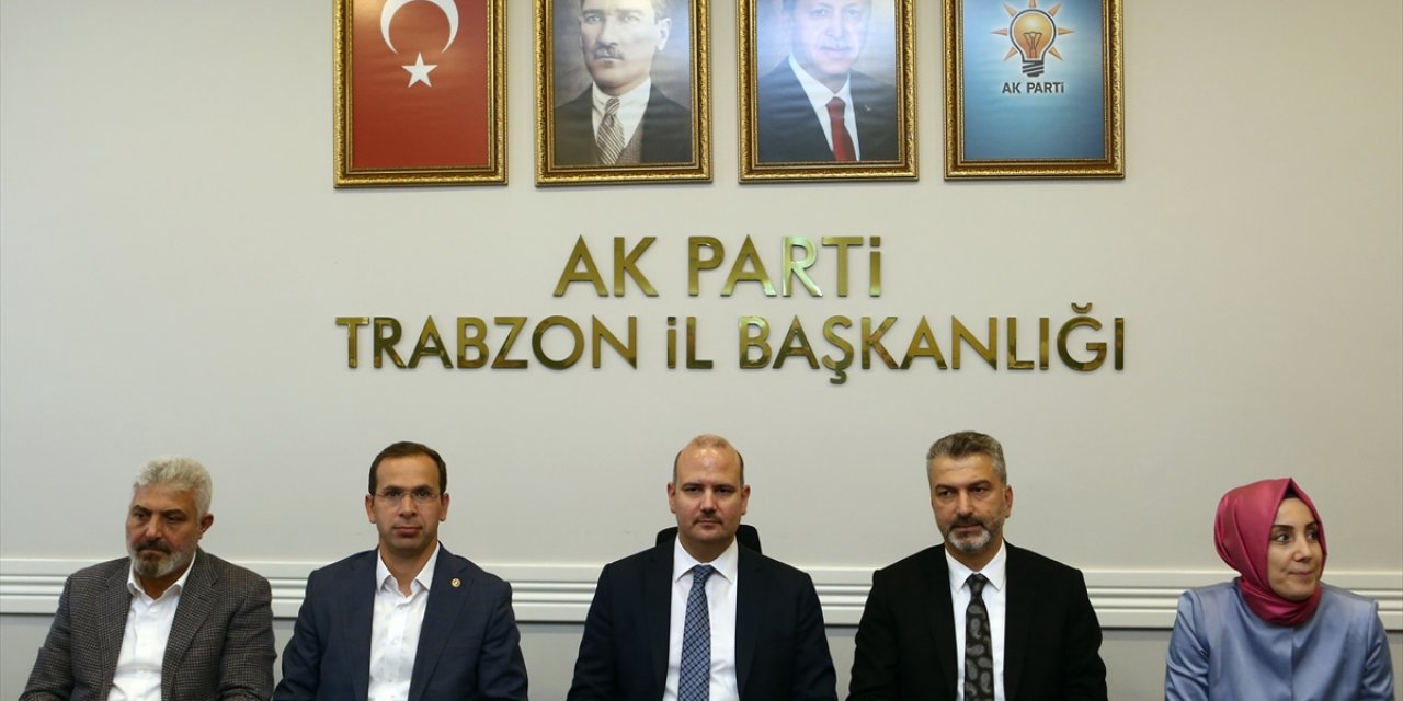 AK Parti Genel Başkan Yardımcısı İleri, Trabzon'da parti teşkilatıyla buluştu: