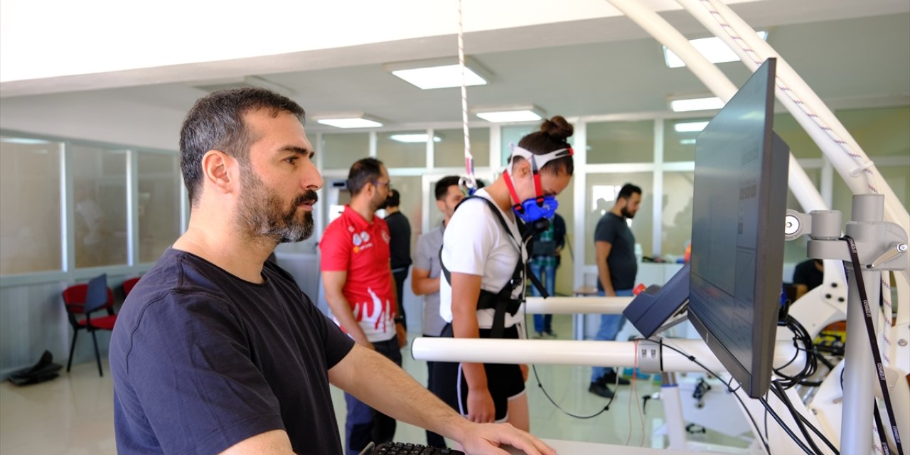 Kayaklı Koşu Milli Takımı, müsabakalara Sivas'ta hazırlanıyor