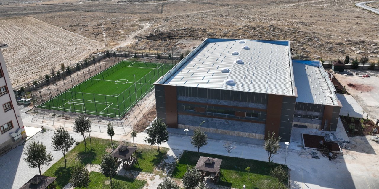 Selçuklu Belediyesi'nden eğitim ve spora bir destek daha! İki tesis açılış için gün sayıyor